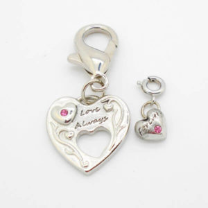 Adoption Month Love Heart Collar Charm (aug-peridot)